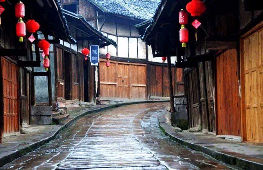 恐龙绝地逃生